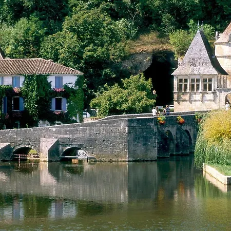 Location Dans Le Perigord